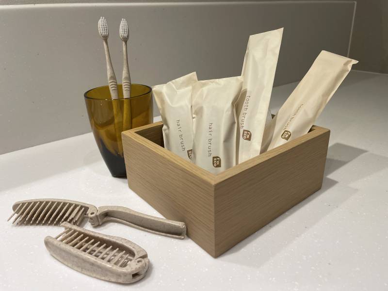 「プラスチックに係わる資源環境の促進等に関する法律」の当ホテルバスアメニティの対応について